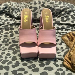 Band new SHEIN baby doll pink platform heels so freaking beautiful